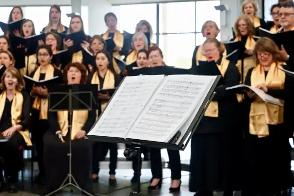 Auftritt in der Andacht während des European Bahá′í Festival 2019